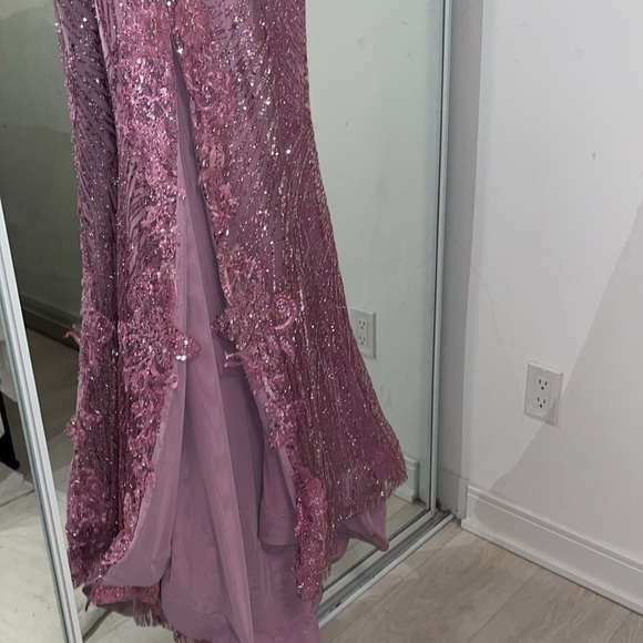 Portia and Scarlett Glitter Gown - Picture 7 of 14